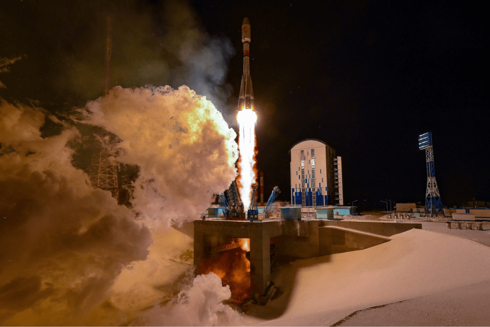 Arianespace launches OneWeb satellites into new era